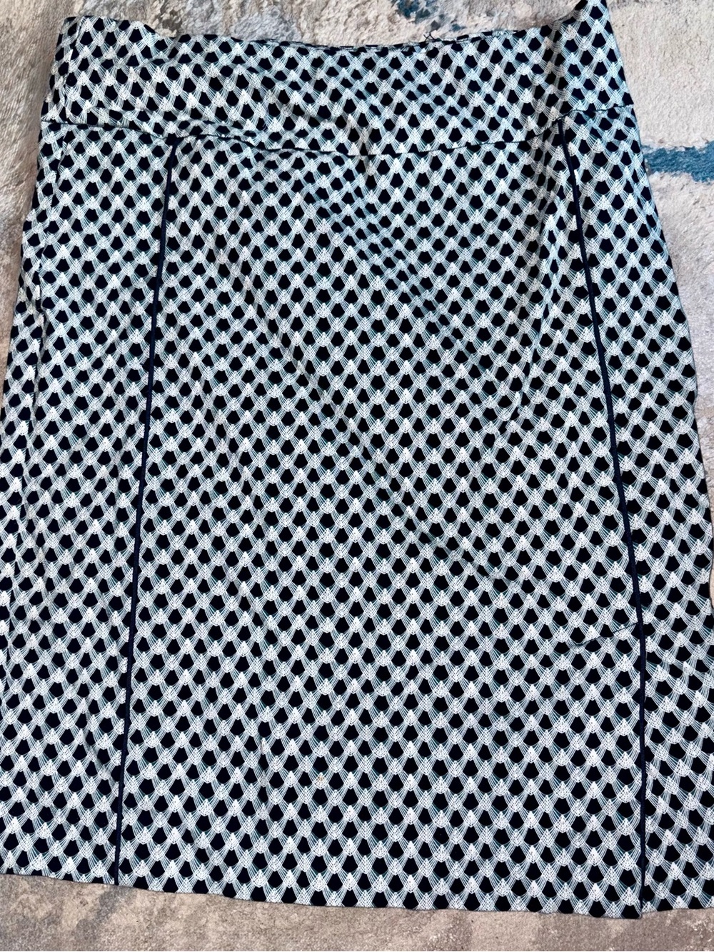 Margaret M Navy and White Geometric Pull On Pencil Skirt
